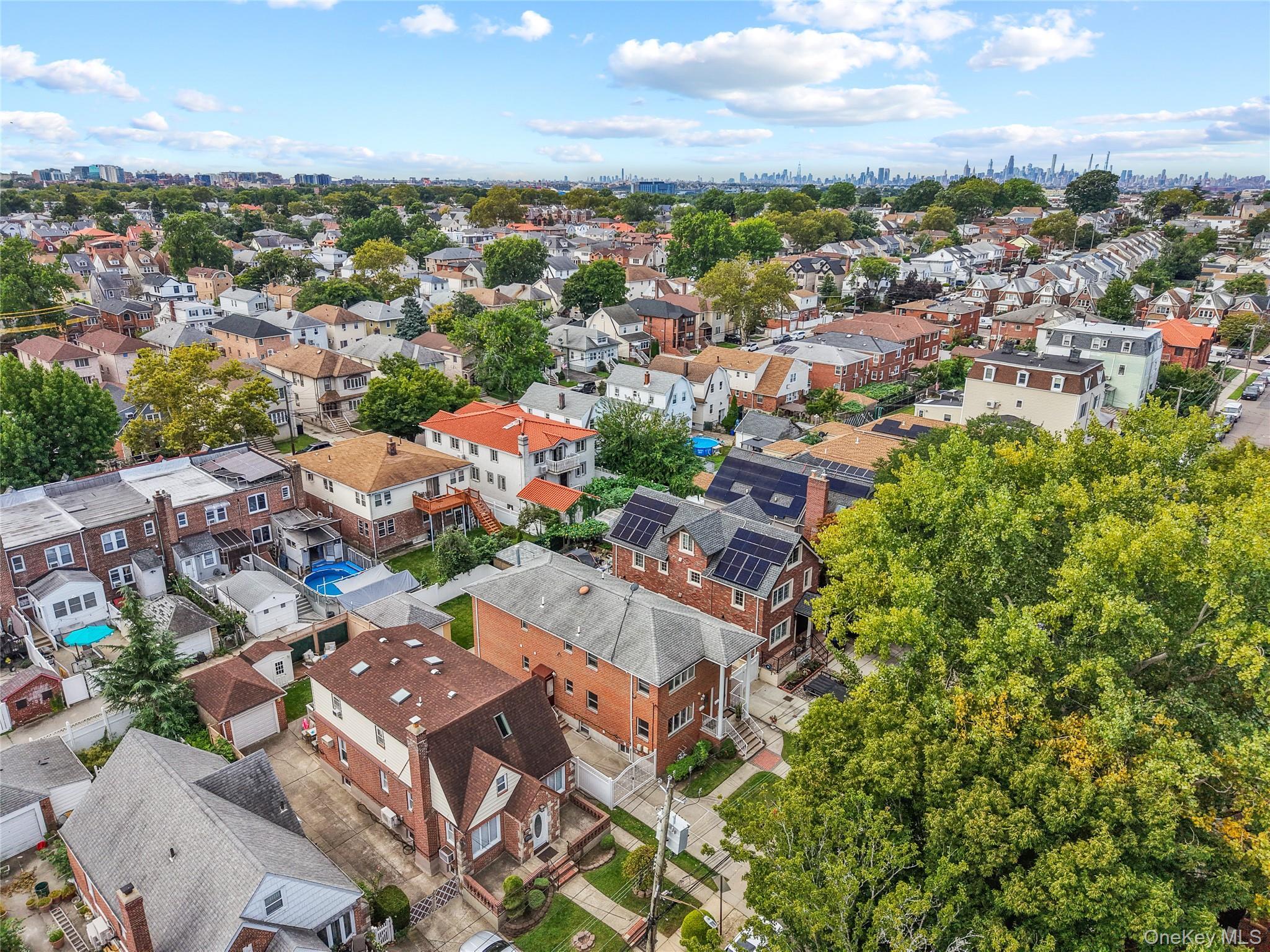 Single Family 16th Road Queens, NY 11357, MLS-1057508-4