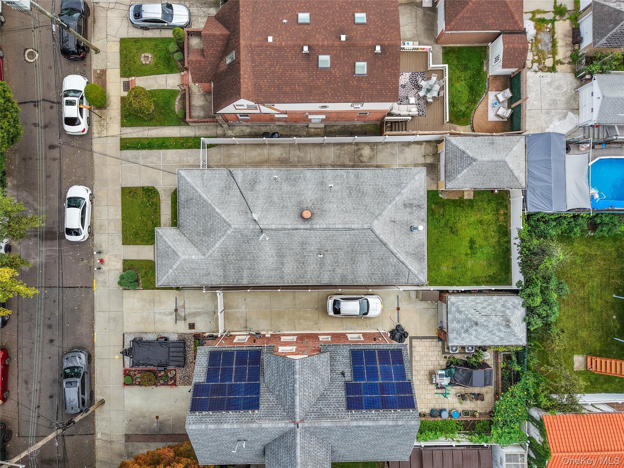 Single Family 16th Road Queens, NY 11357, MLS-1057508-5