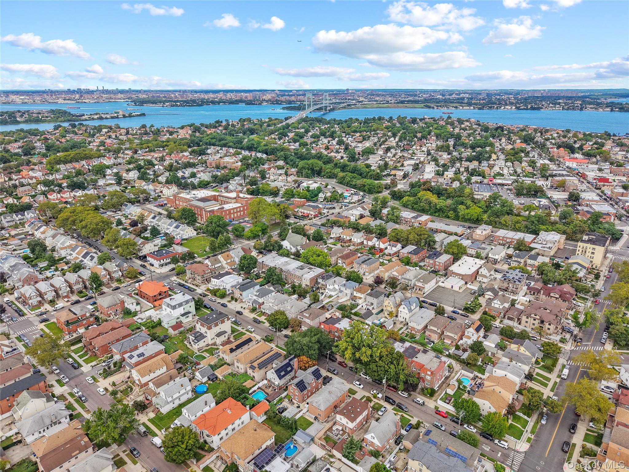 Single Family 16th Road Queens, NY 11357, MLS-1057508-6
