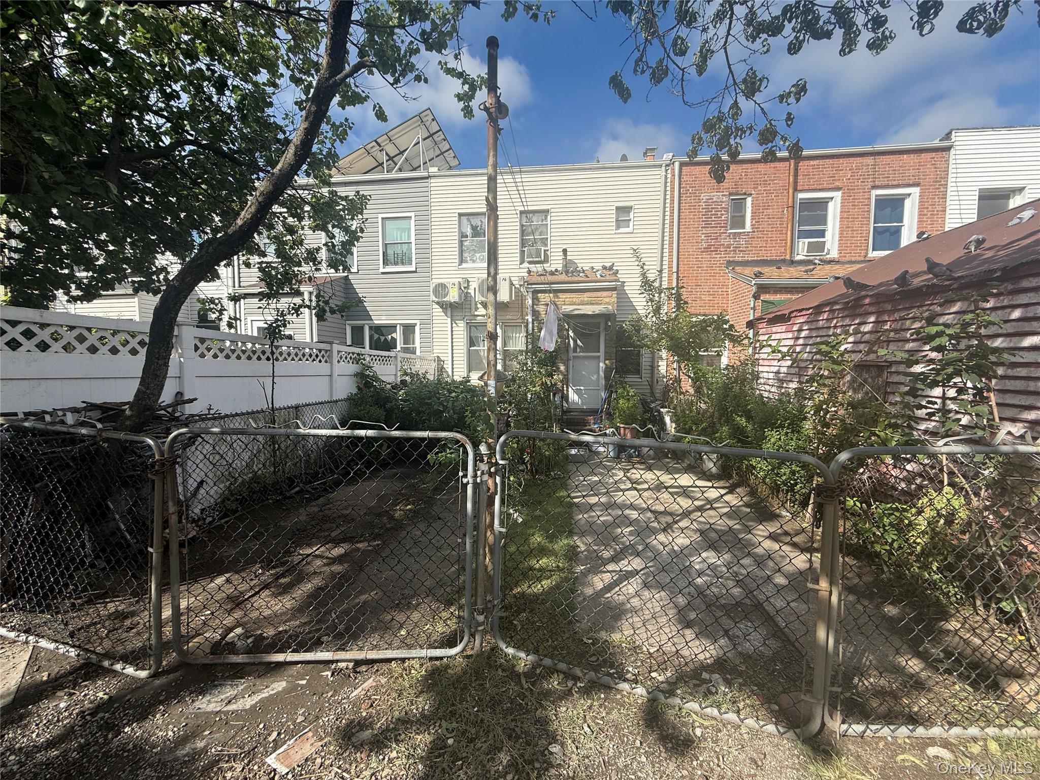 Single Family 47th Street  Queens, NY 11377, MLS-1057511-2
