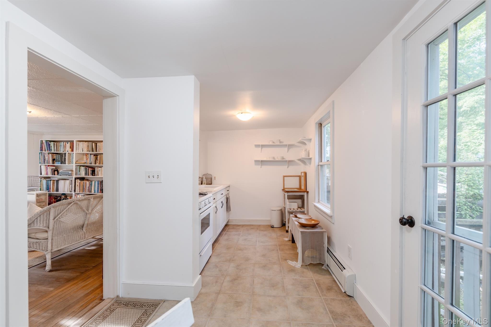 Single Family Tompkins Street Ulster County, NY 12401, MLS-1057512-14