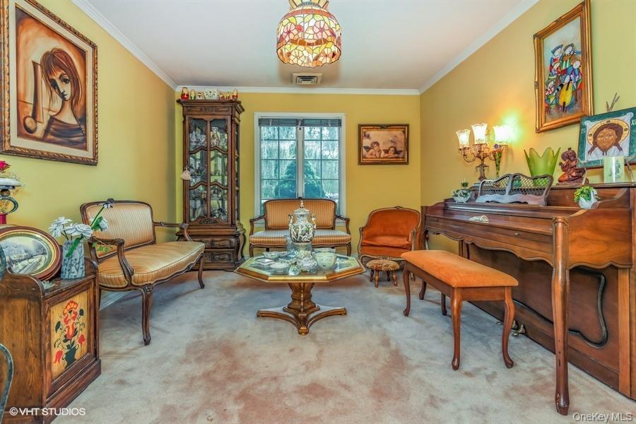 Single Family Hill House Lane  Nassau County, NY 11545, MLS-1057516-10