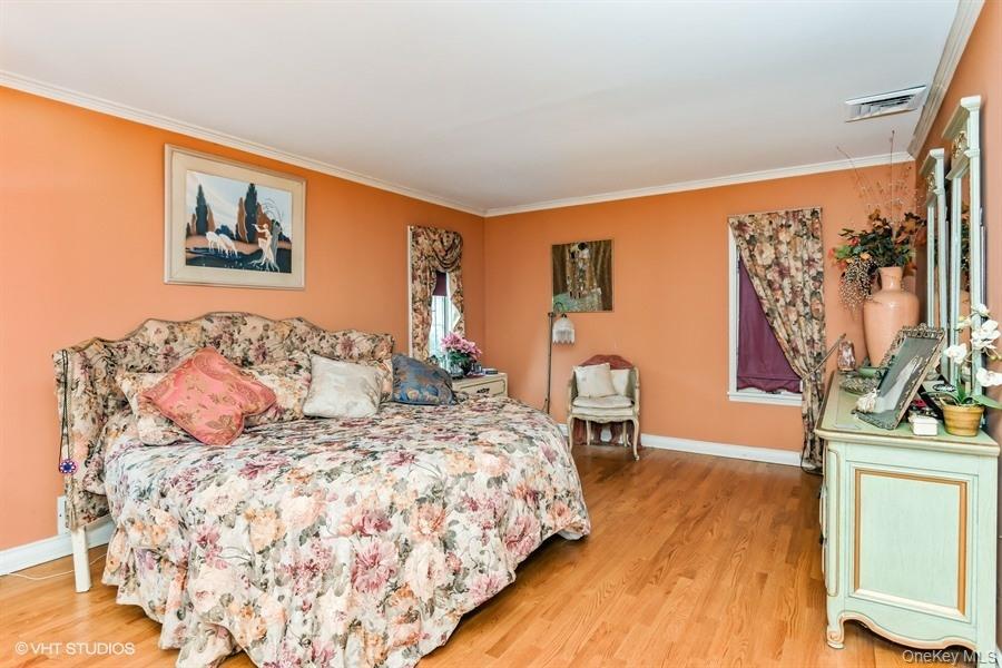Single Family Hill House Lane  Nassau County, NY 11545, MLS-1057516-11