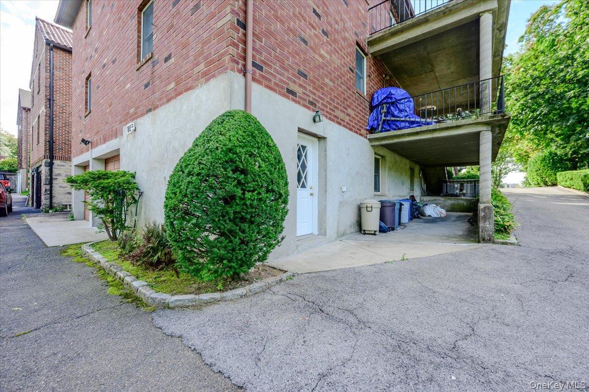 Single Family W Devonia Avenue Westchester County, NY 10552, MLS-1057527-21