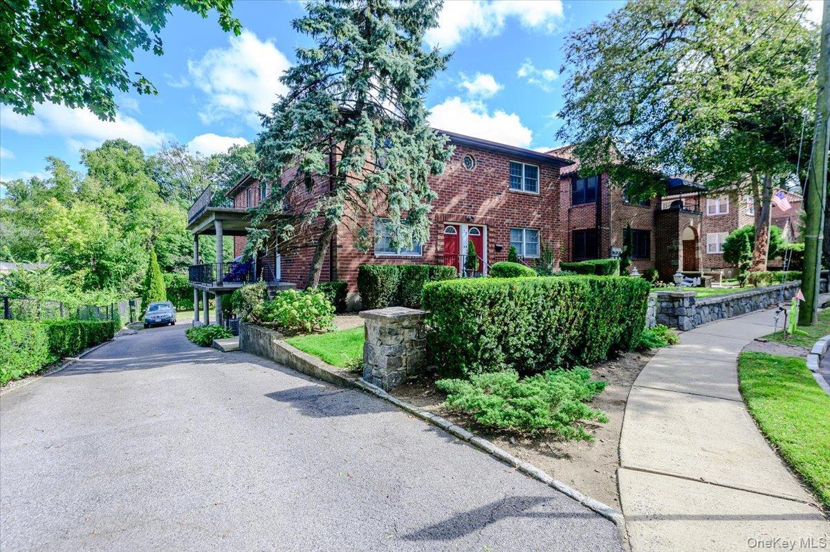Single Family W Devonia Avenue Westchester County, NY 10552, MLS-1057527-23