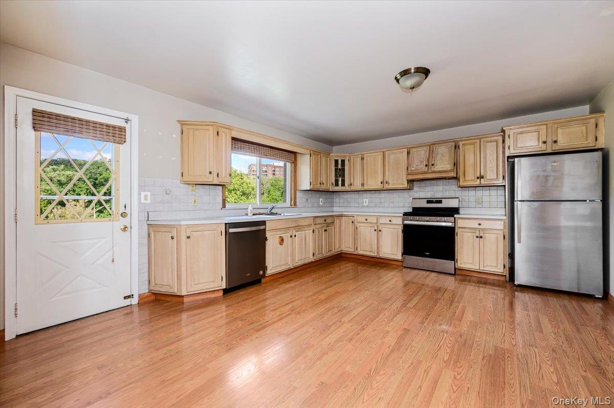Single Family W Devonia Avenue Westchester County, NY 10552, MLS-1057527-4