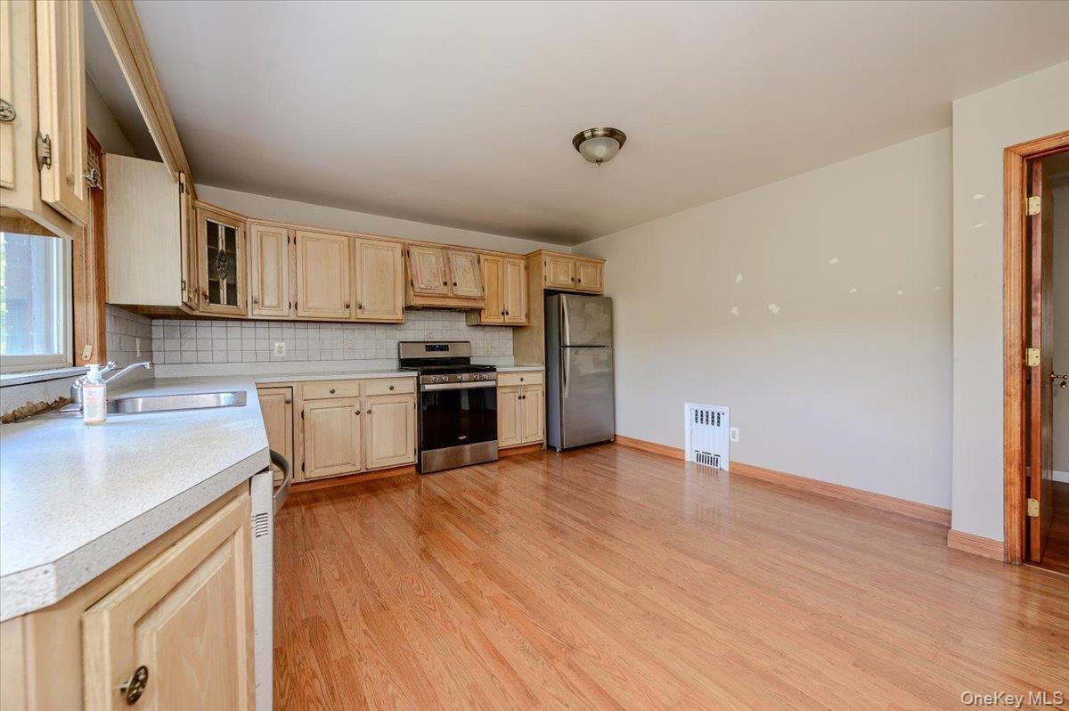 Single Family W Devonia Avenue Westchester County, NY 10552, MLS-1057527-5