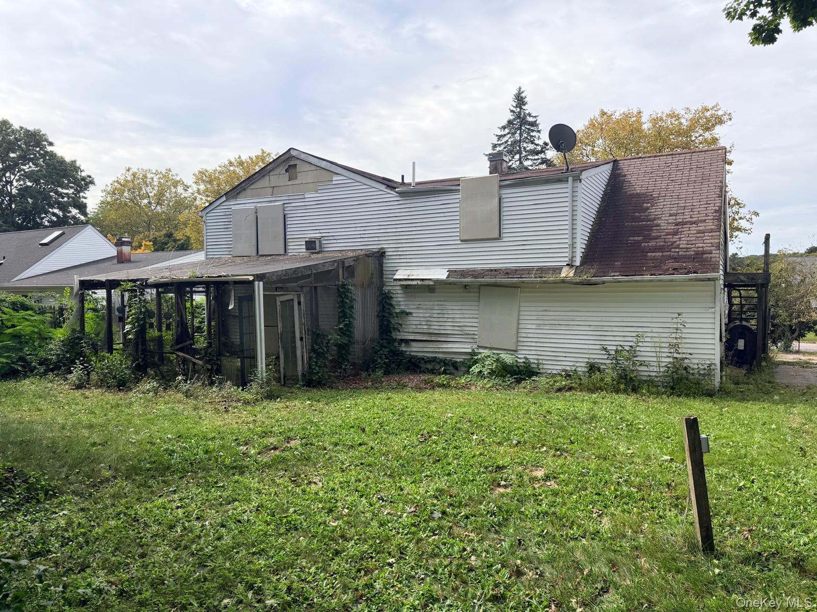 Single Family Matsunaye Drive  Suffolk County, NY 11763, MLS-1057549-3