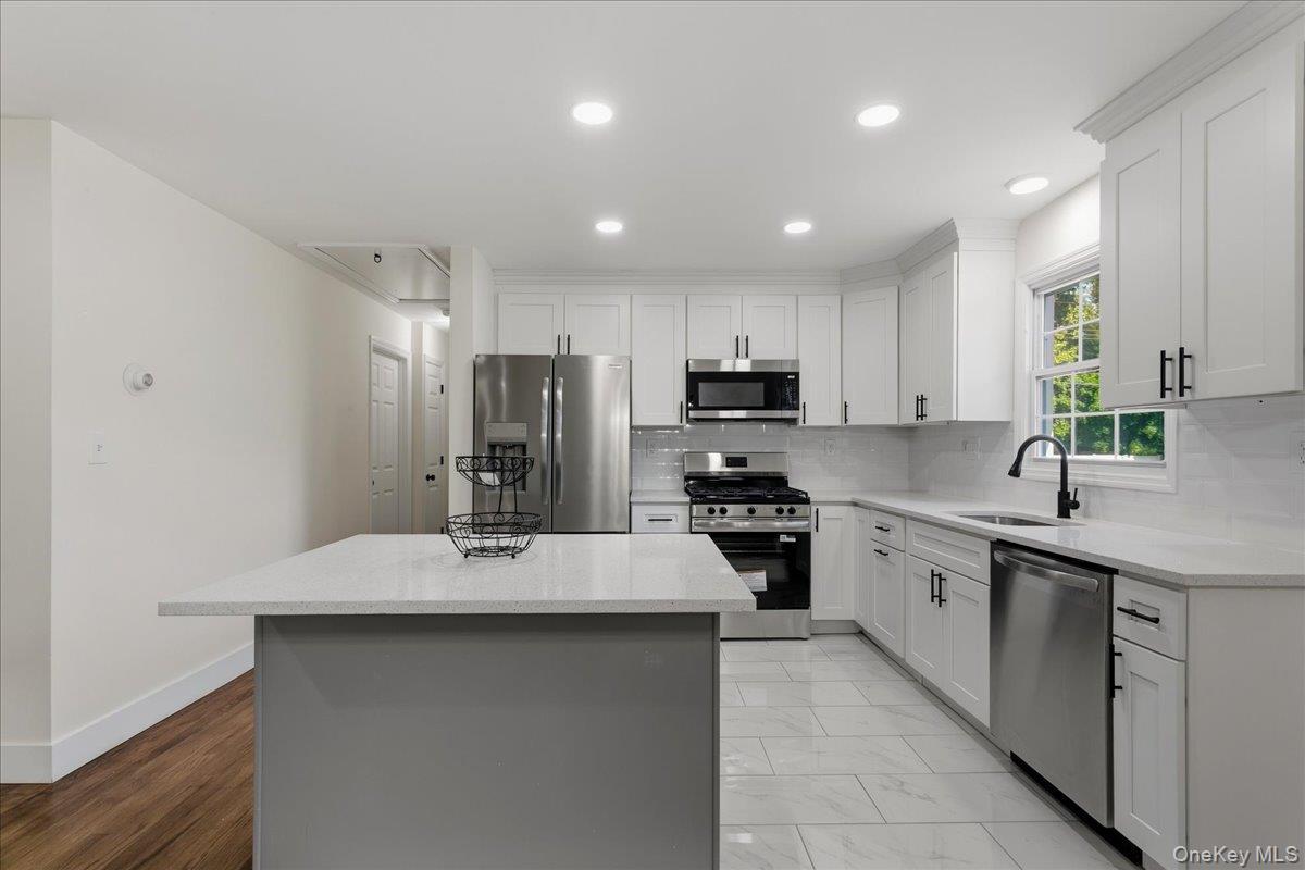 Single Family Vassar Road  Dutchess County, NY 12603, MLS-1057587-6