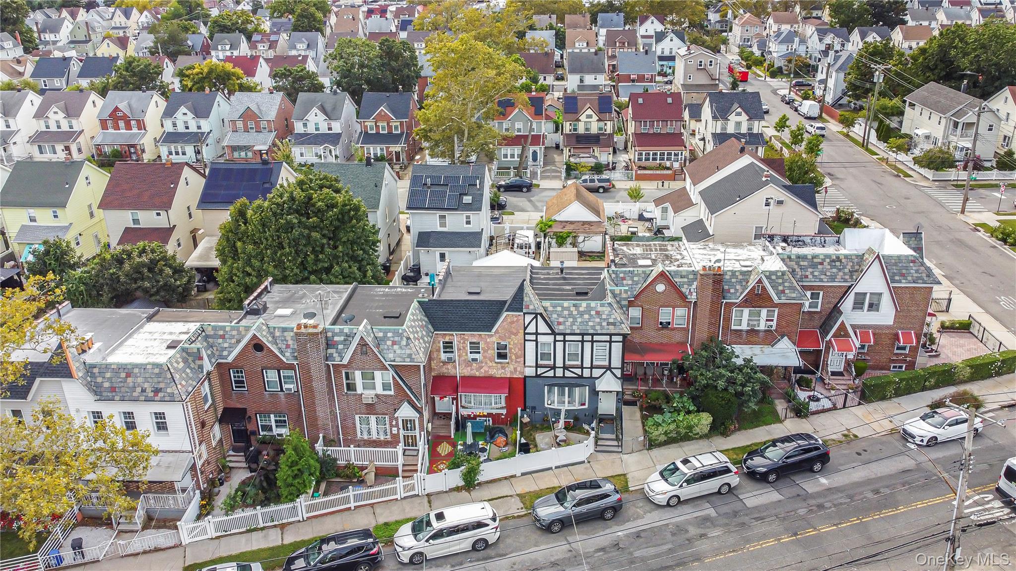 Single Family Colfax Street Queens, NY 11429, MLS-1057588-16