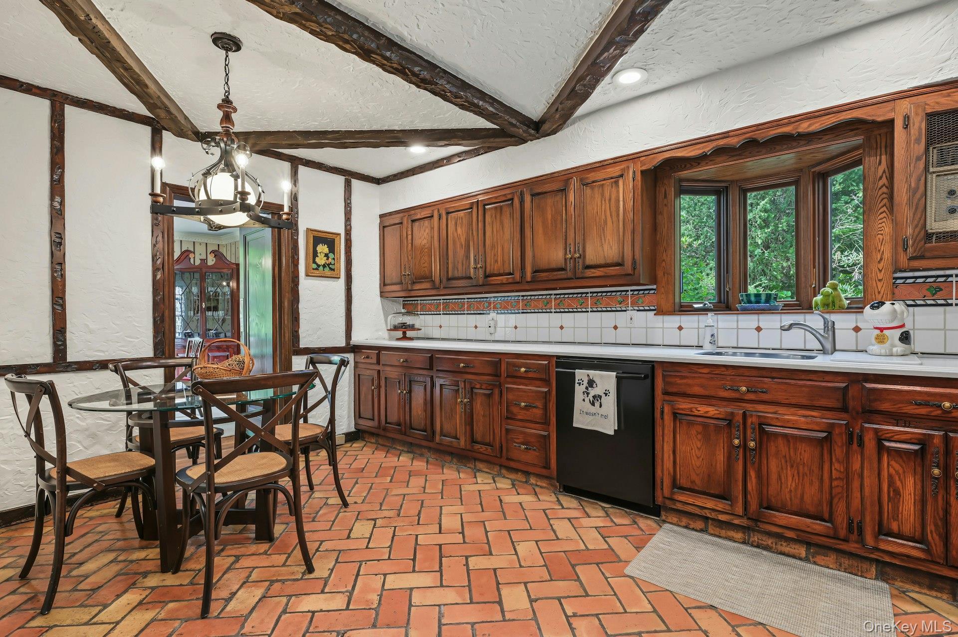 Single Family Circle Drive  Nassau County, NY 11030, MLS-1057604-16