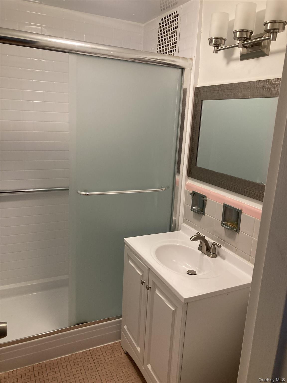 Single Family 71st Street Queens, NY 11370, MLS-1057625-6
