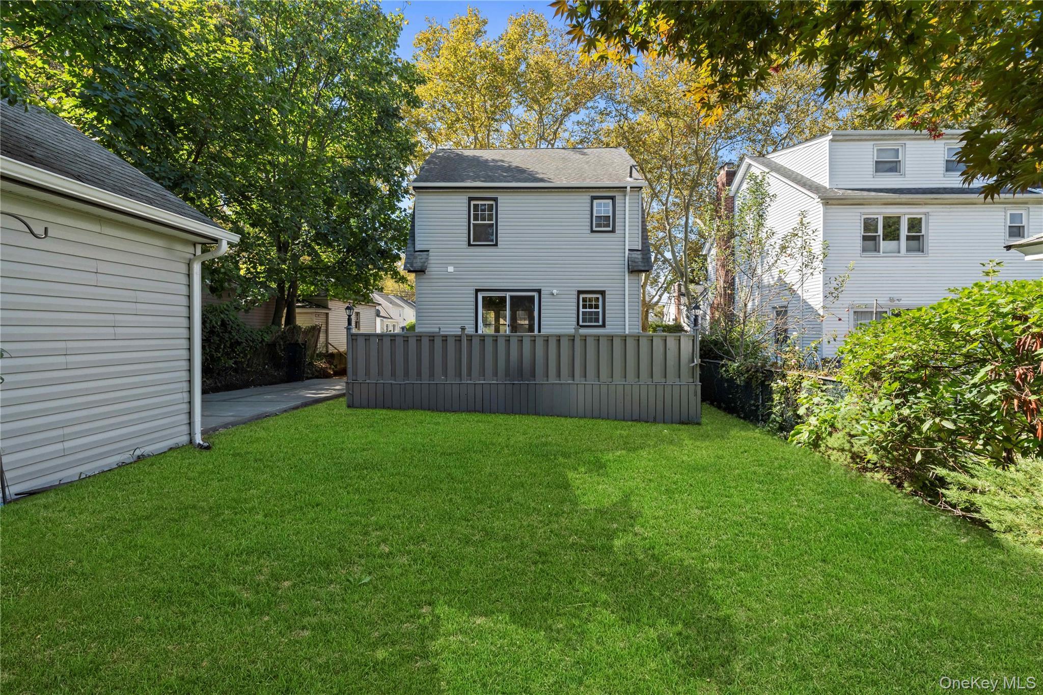 Single Family Arcadia Lane  Nassau County, NY 11020, MLS-1057627-22