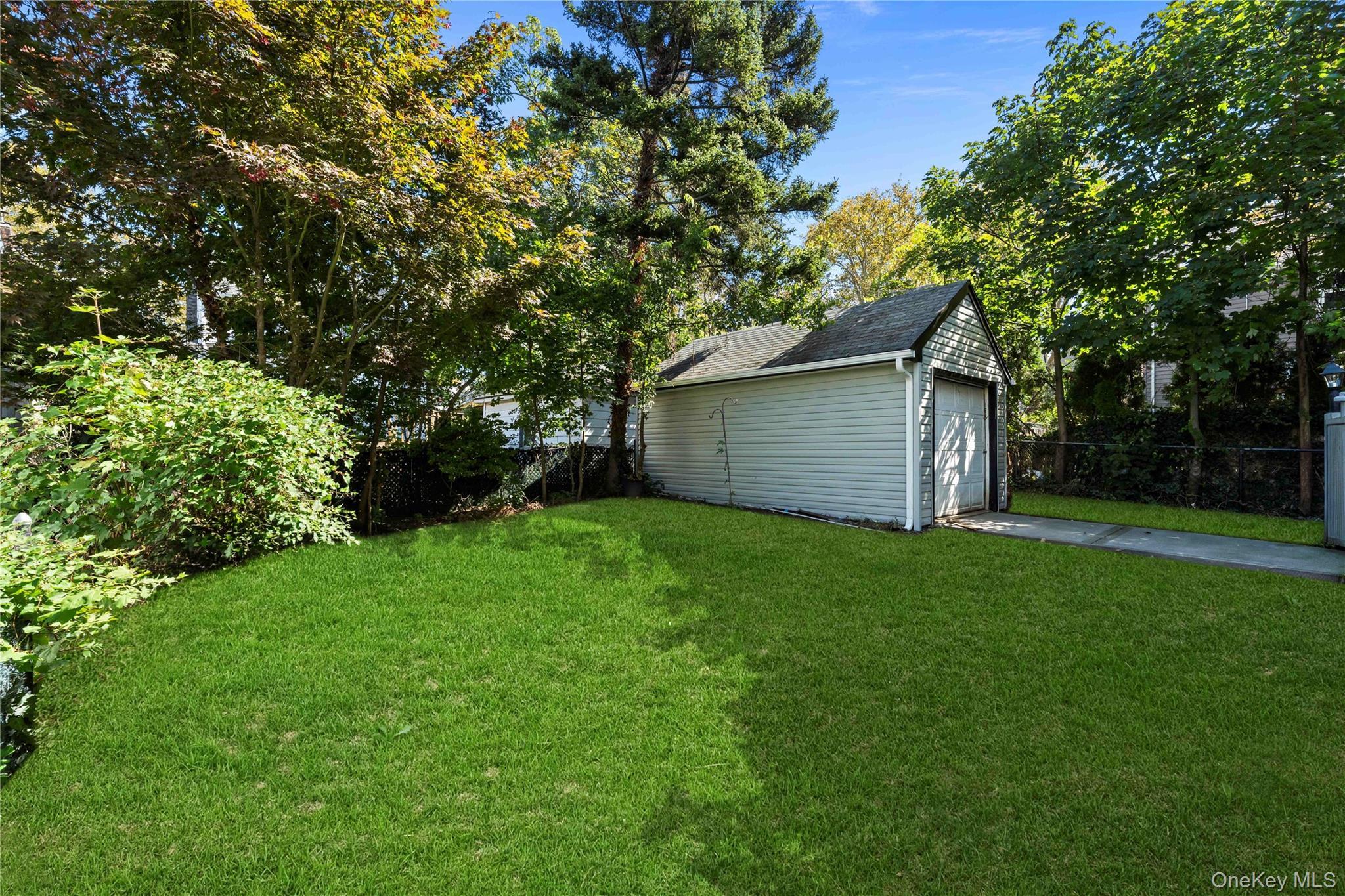 Single Family Arcadia Lane  Nassau County, NY 11020, MLS-1057627-23