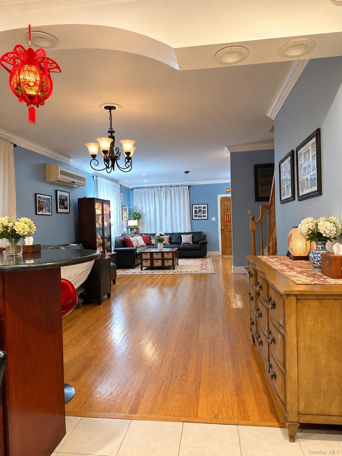 Single Family Paulding Avenue Bronx, NY 10462, MLS-1057634-3