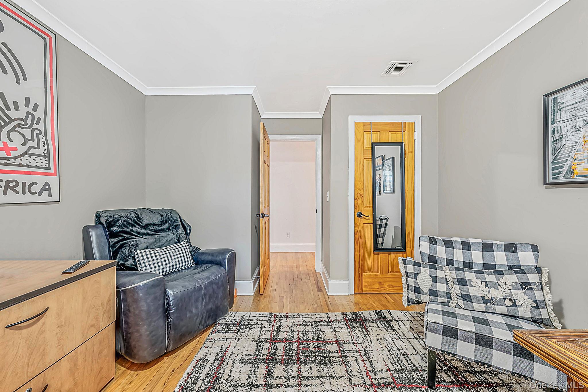 Single Family Argonne Place Nassau County, NY 11758, MLS-1057714-27