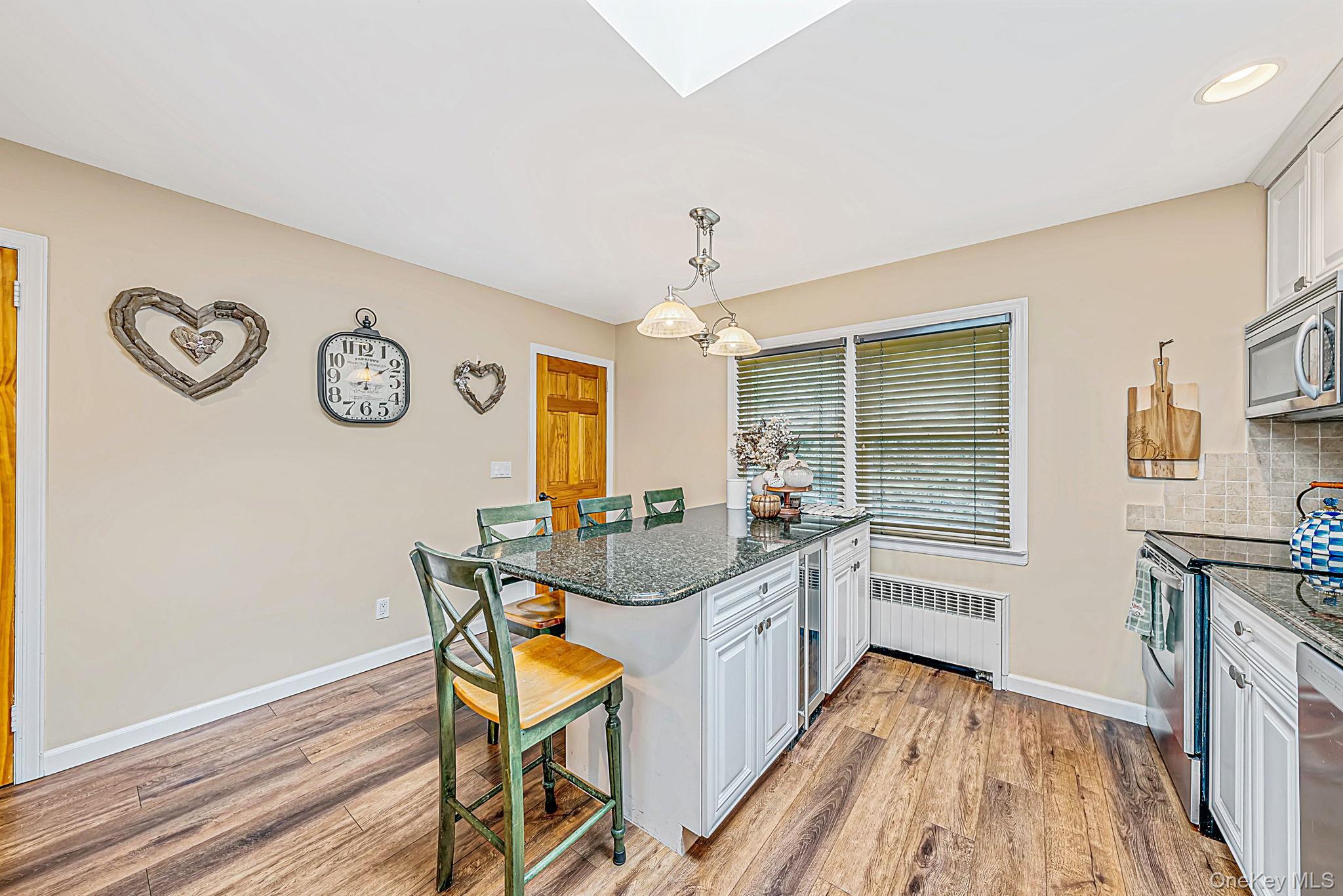 Single Family Argonne Place Nassau County, NY 11758, MLS-1057714-9
