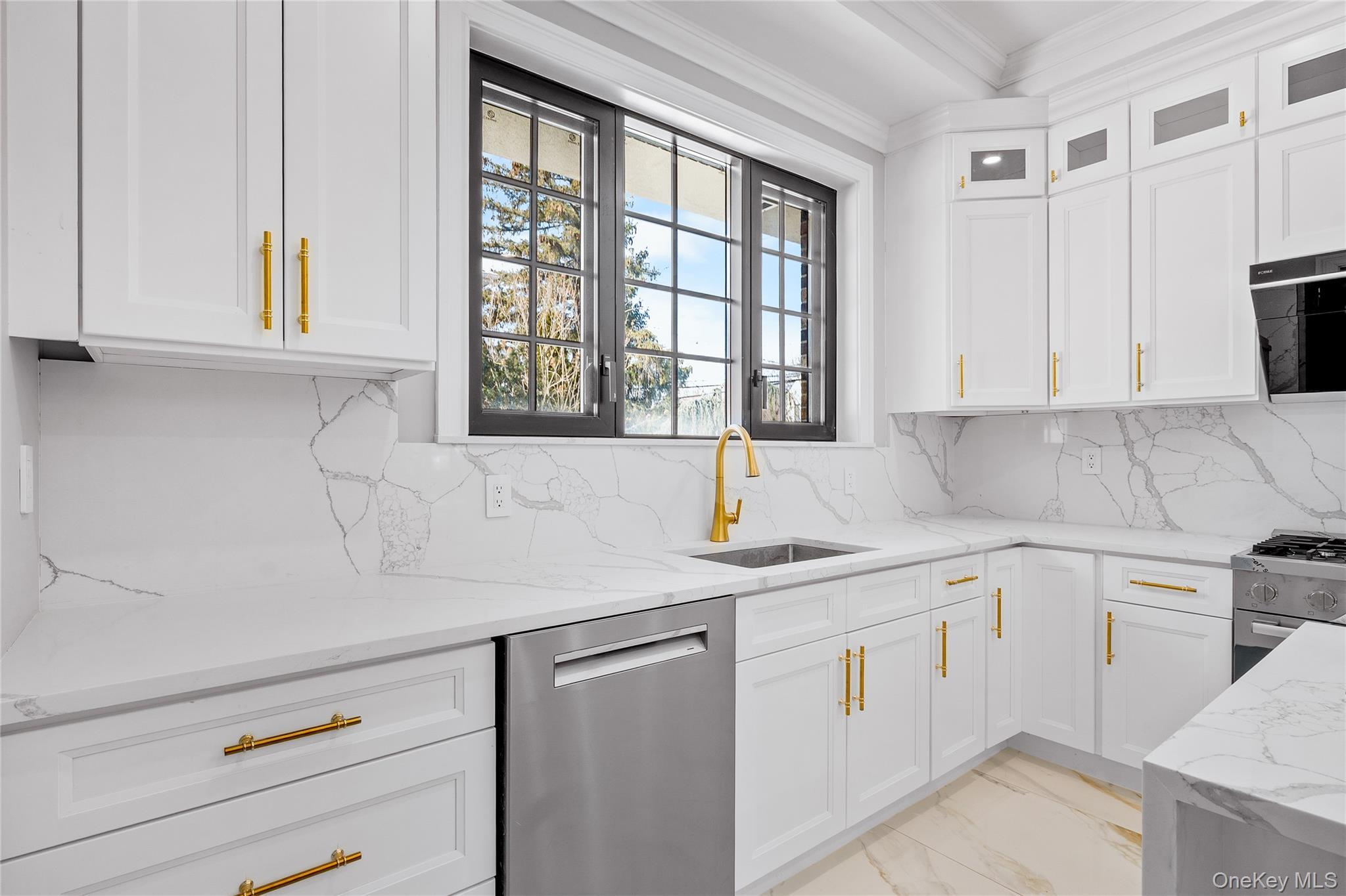 Single Family 221st Street Queens, NY 11361, MLS-1057833-23