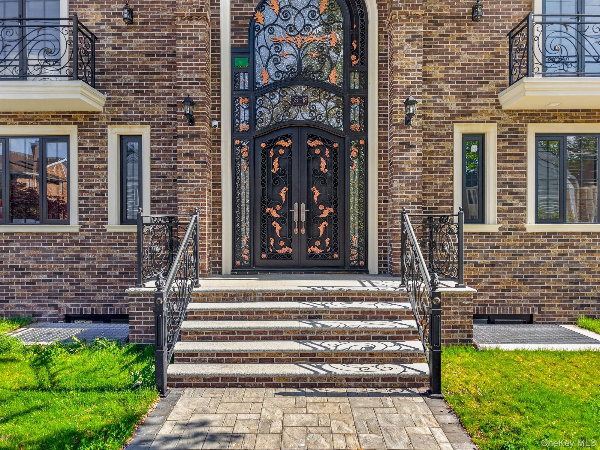 Single Family 221st Street Queens, NY 11361, MLS-1057833-3