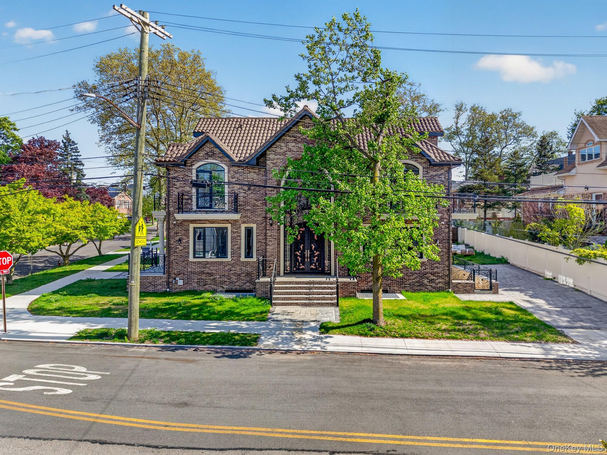 Single Family 221st Street Queens, NY 11361, MLS-1057833-4