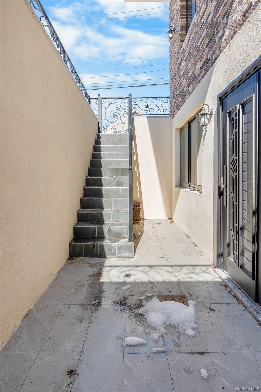 Single Family 221st Street Queens, NY 11361, MLS-1057833-40