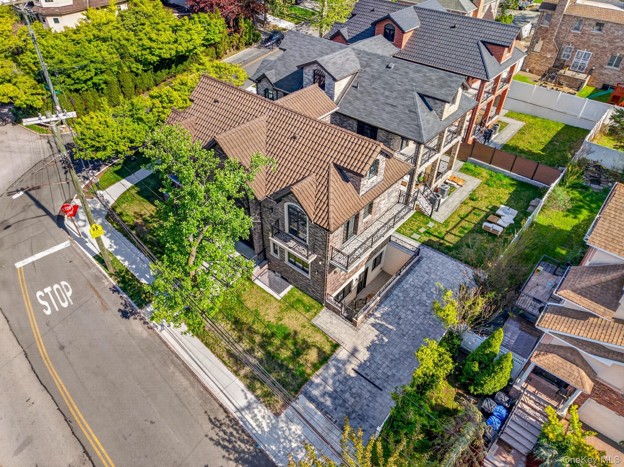 Single Family 221st Street Queens, NY 11361, MLS-1057833-41
