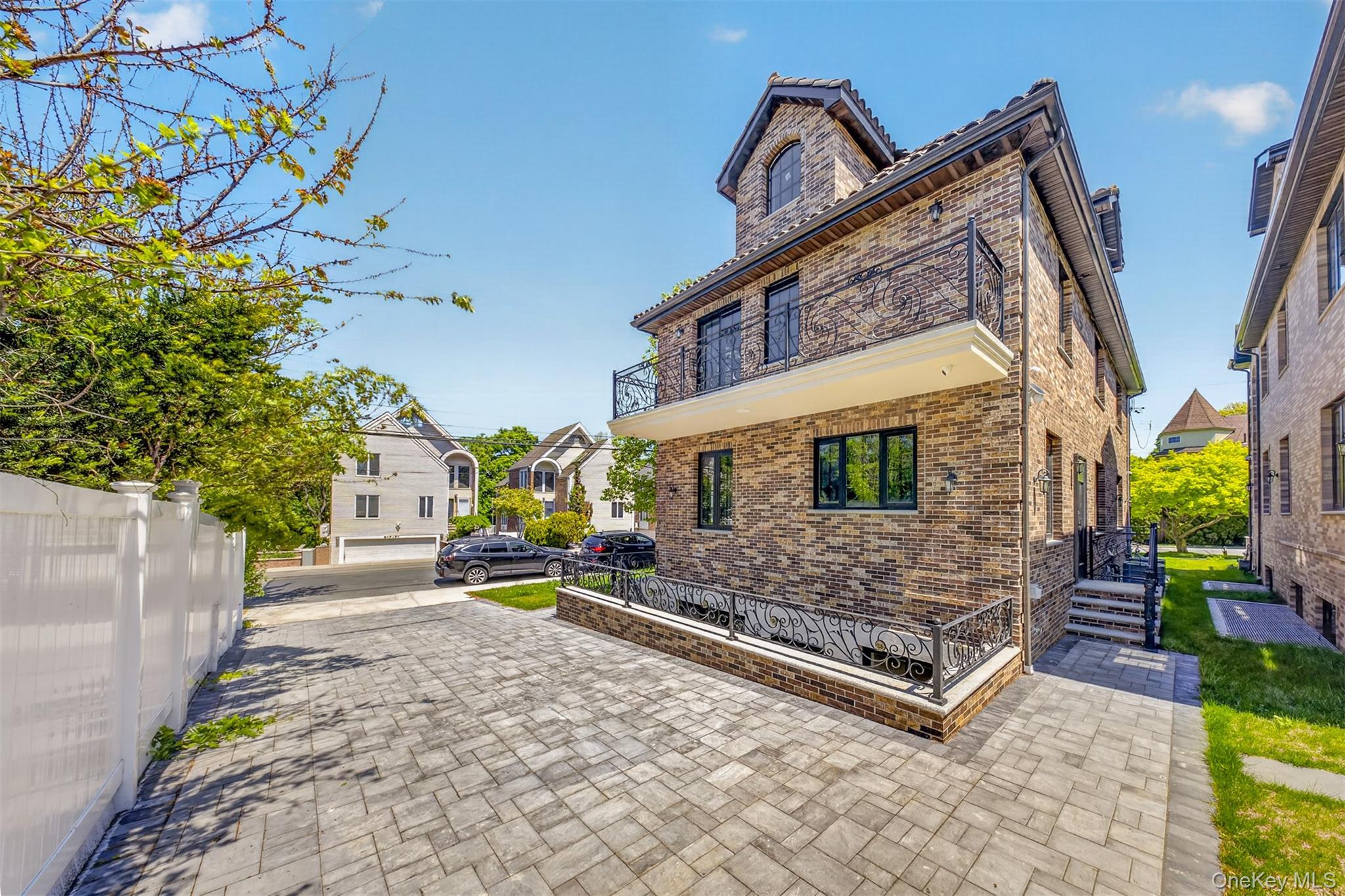 Single Family 221st Street  Queens, NY 11361, MLS-1057833-44