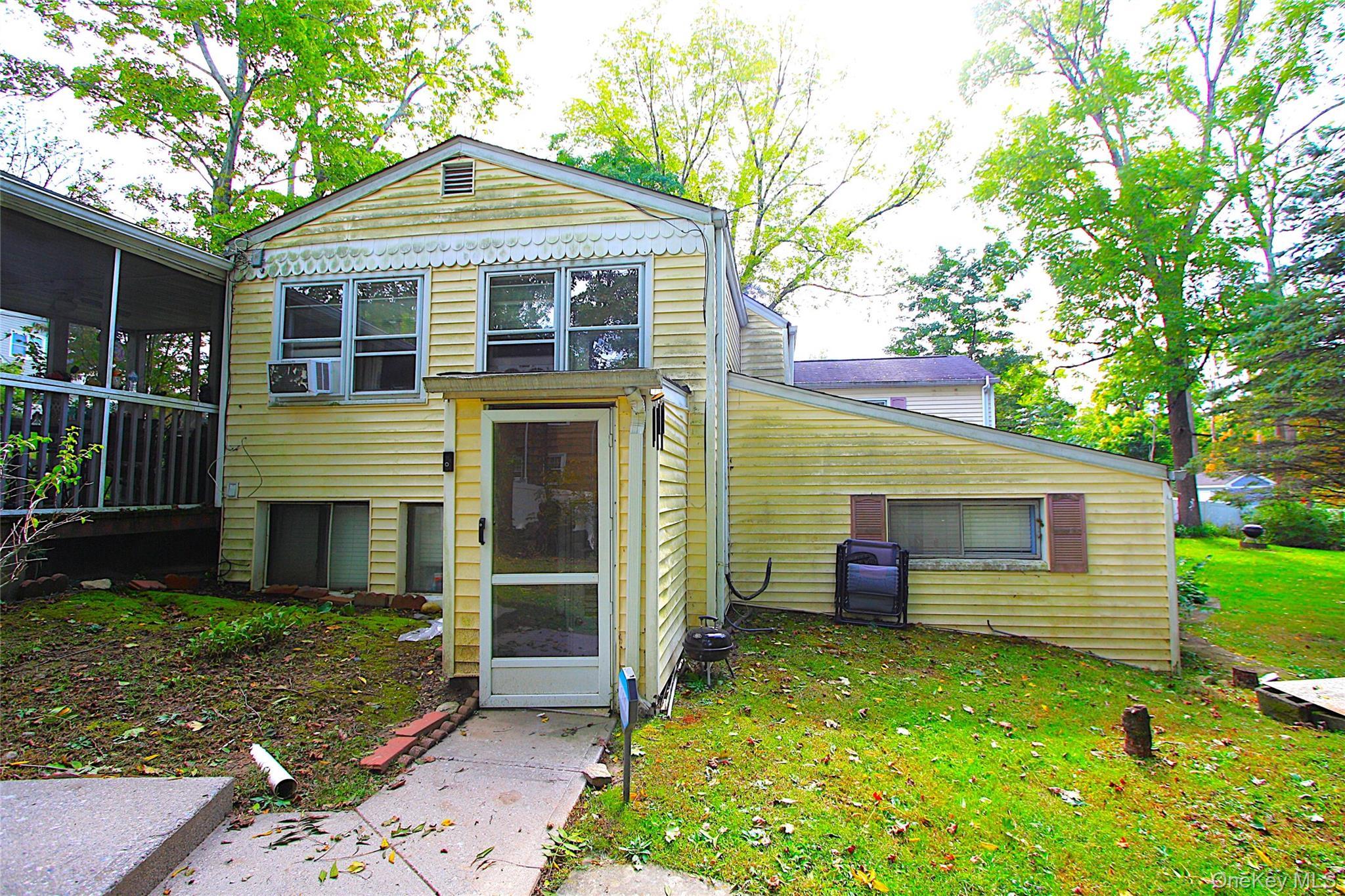 Single Family Crompond Road Westchester County, NY 10598, MLS-1057834-4