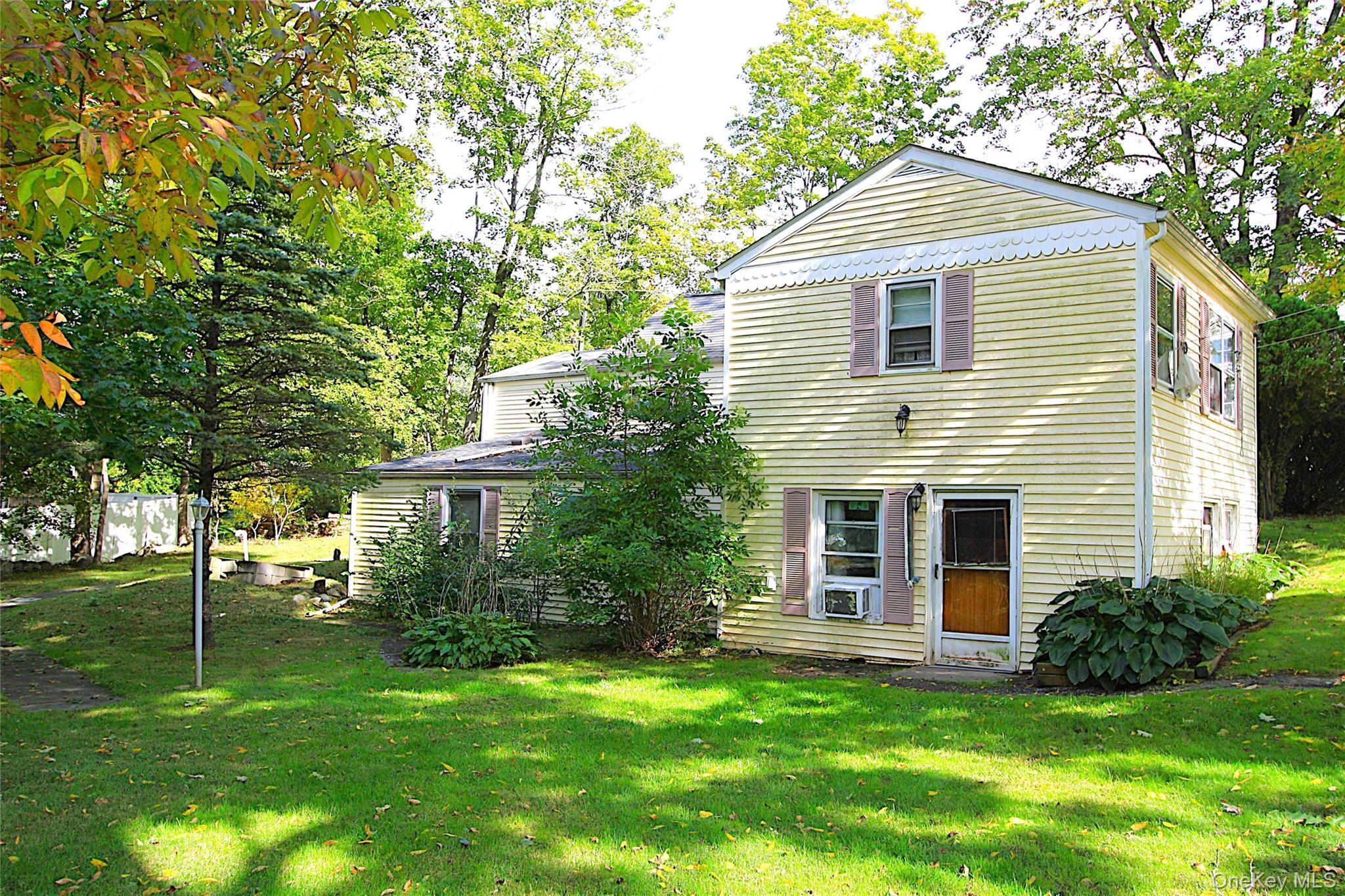 Single Family Crompond Road Westchester County, NY 10598, MLS-1057834-5