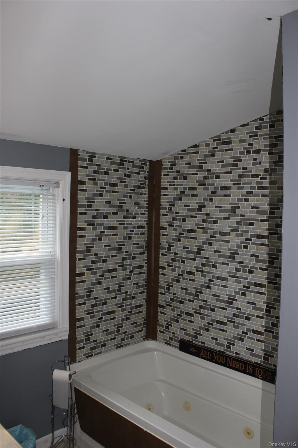 Single Family Laffin Lane  Dutchess County, NY 12603, MLS-1057836-12