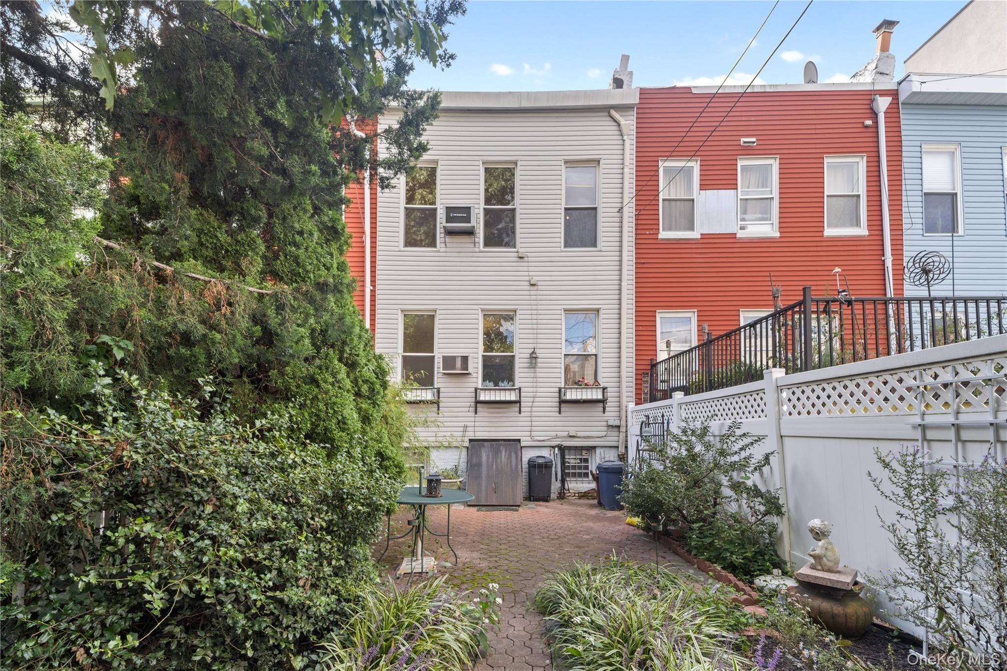 Single Family Diamond Street  Brooklyn, NY 11222, MLS-1057859-27