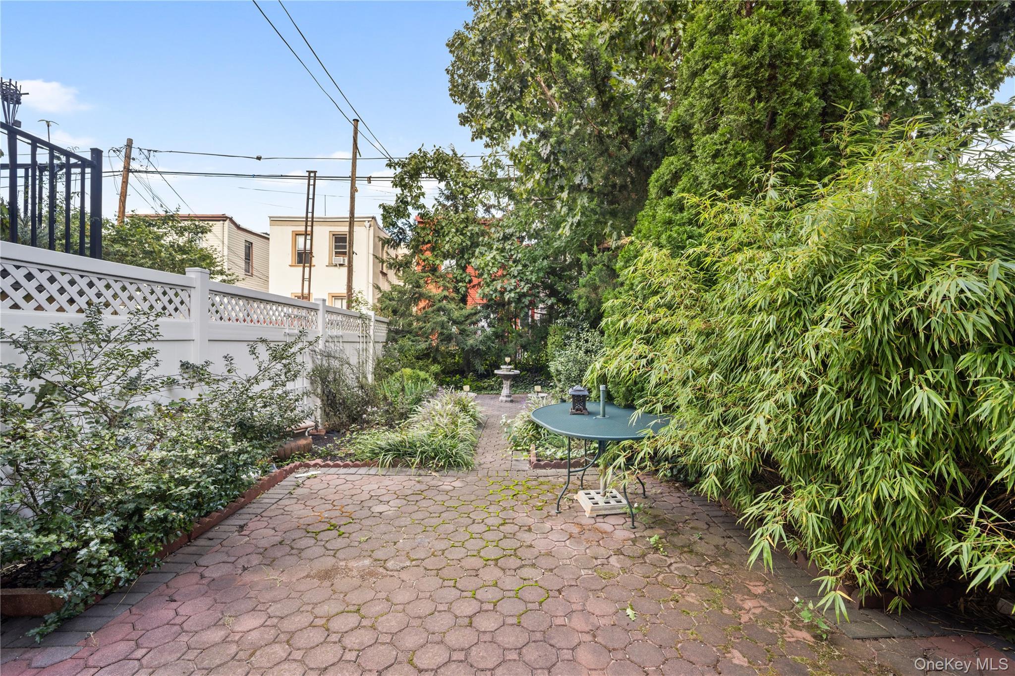 Single Family Diamond Street  Brooklyn, NY 11222, MLS-1057859-28