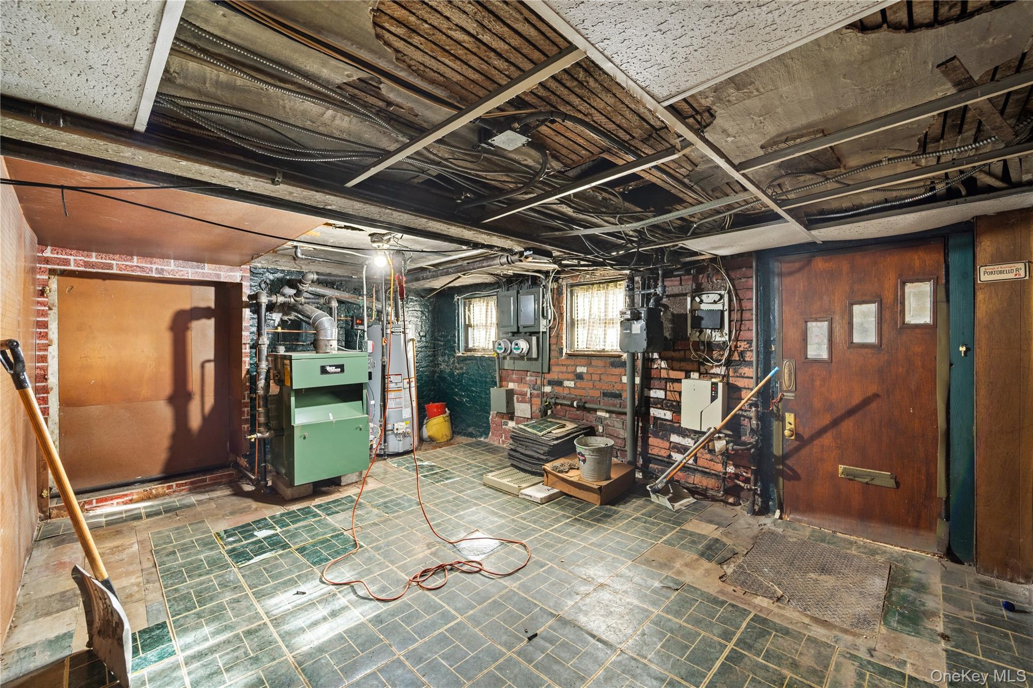 Single Family Diamond Street  Brooklyn, NY 11222, MLS-1057859-31