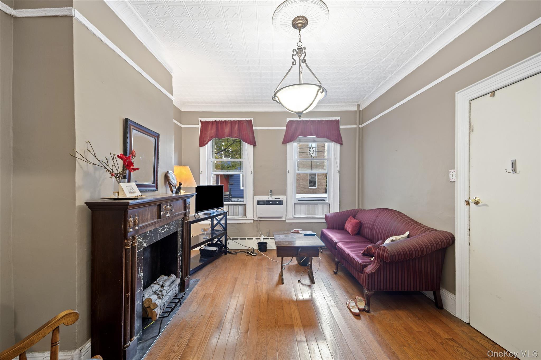 Single Family Diamond Street  Brooklyn, NY 11222, MLS-1057859-9