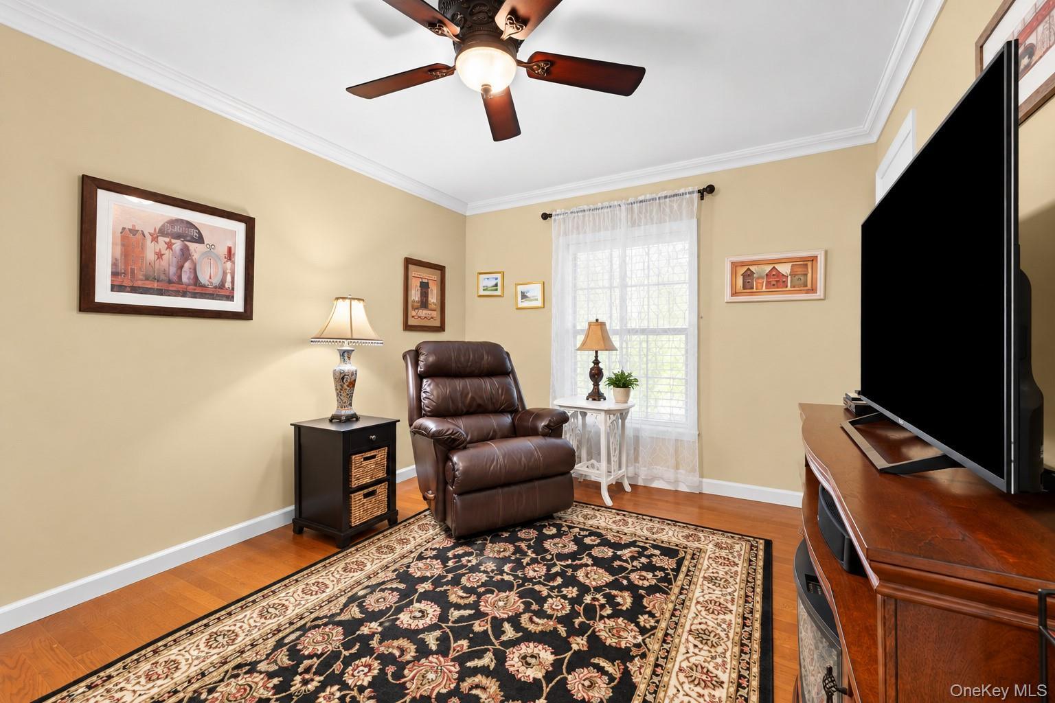 Single Family Old Country Road  Suffolk County, NY 11901, MLS-1057866-25