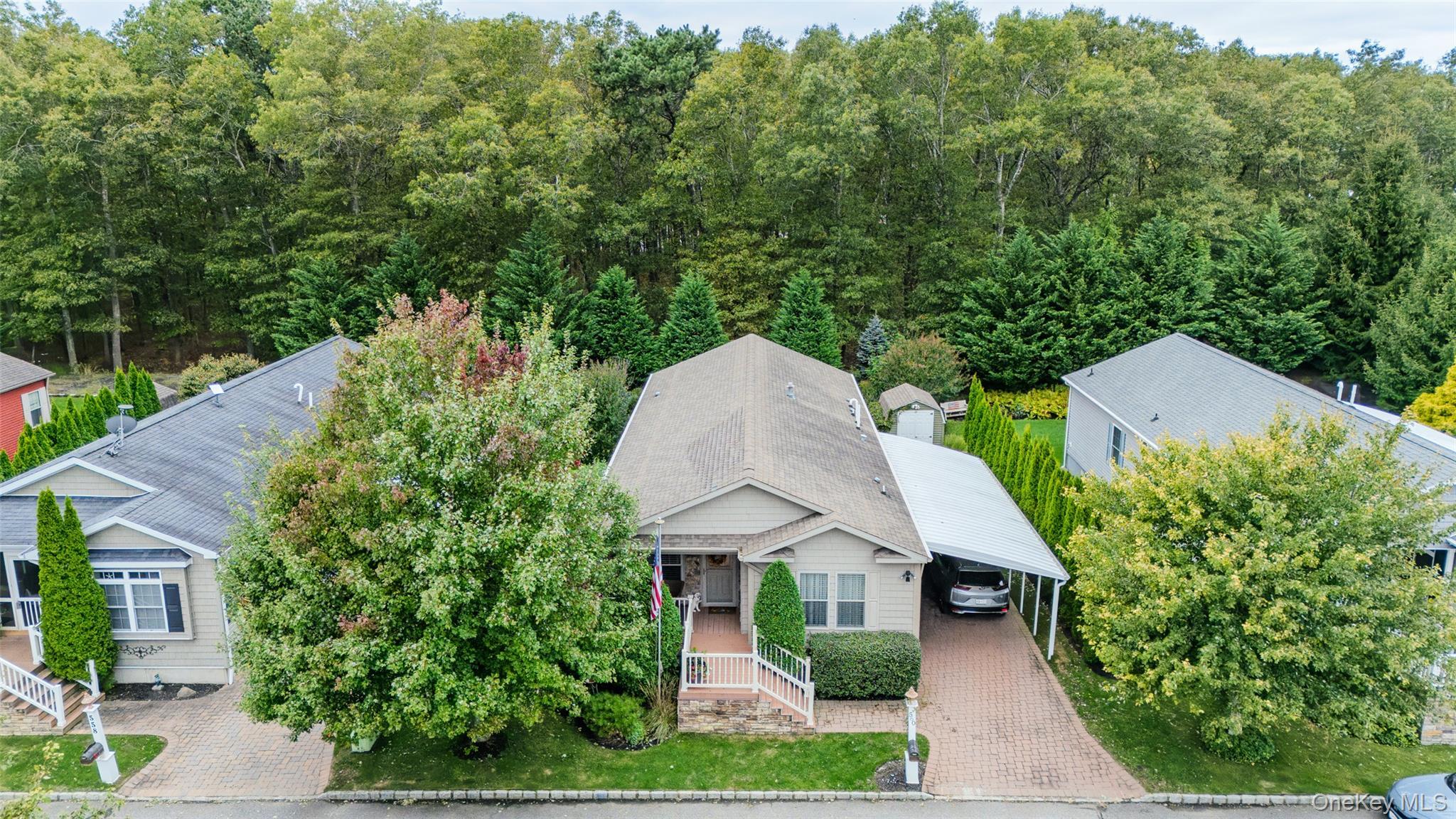 Single Family Old Country Road  Suffolk County, NY 11901, MLS-1057866-39