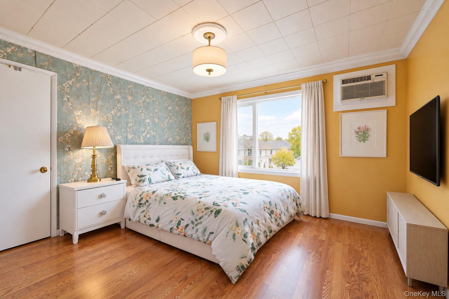 Single Family 12th Avenue Queens, NY 11357, MLS-1057875-11