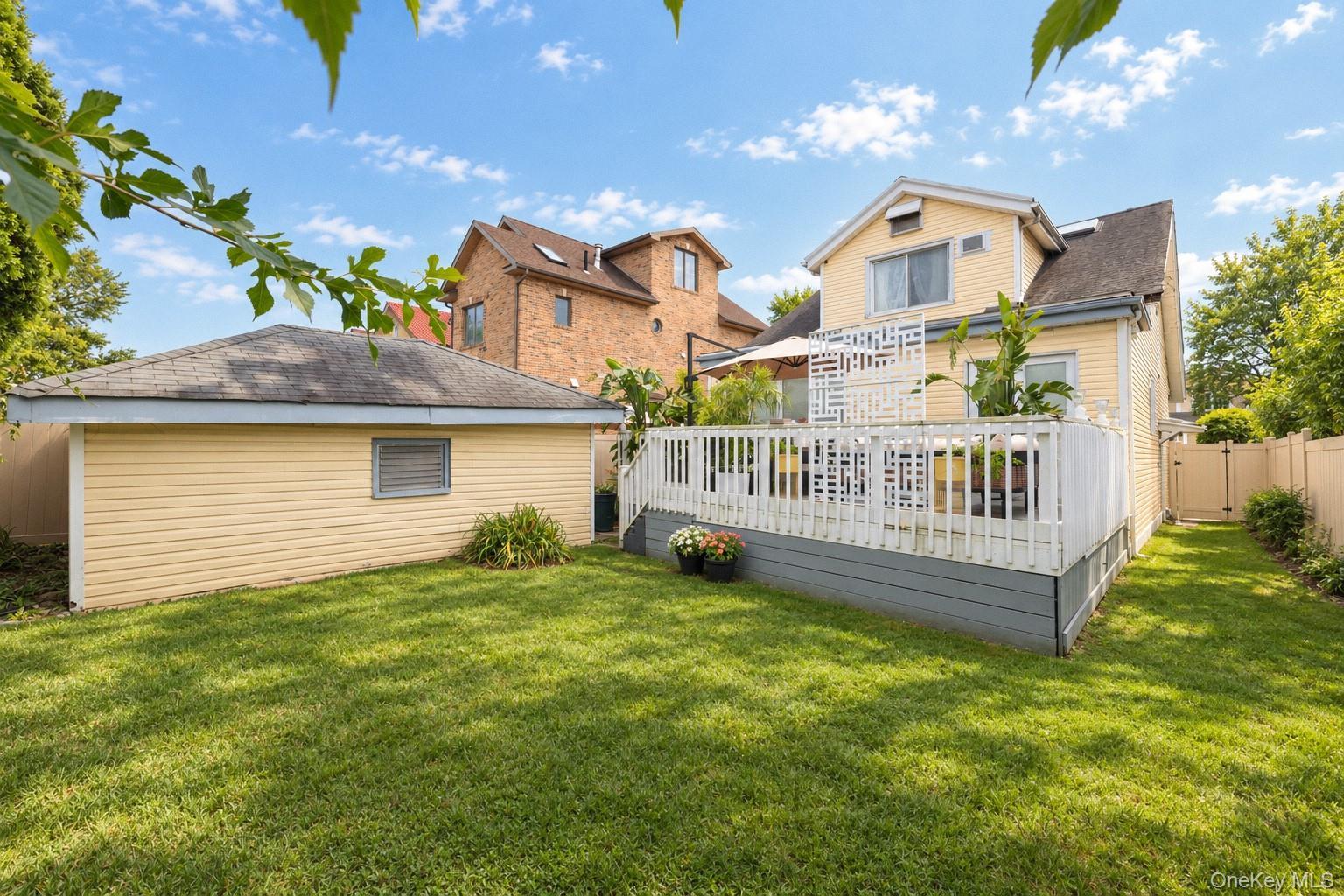 Single Family 12th Avenue  Queens, NY 11357, MLS-1057875-19