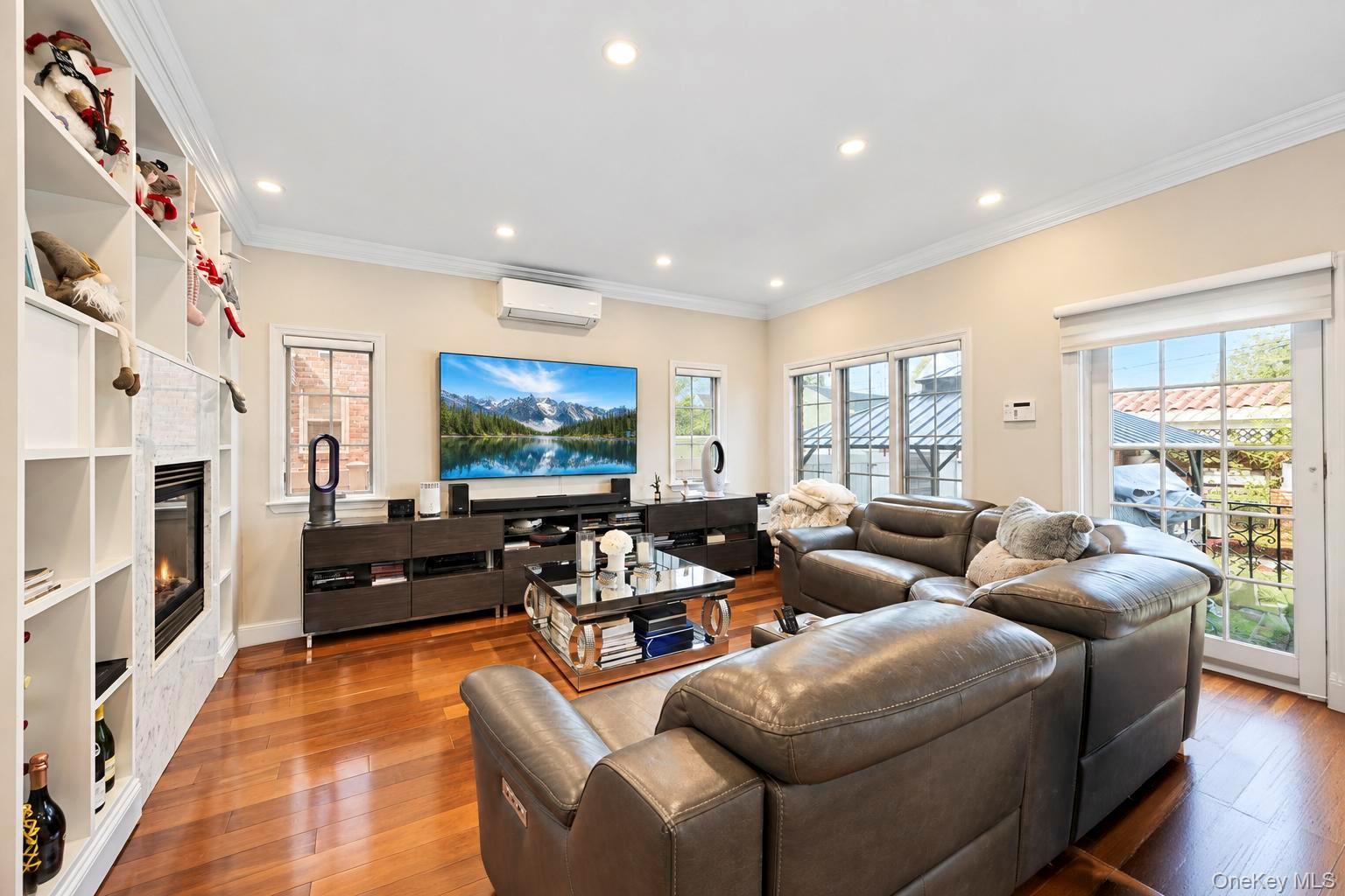 Single Family 19th Avenue  Queens, NY 11357, MLS-1057939-13