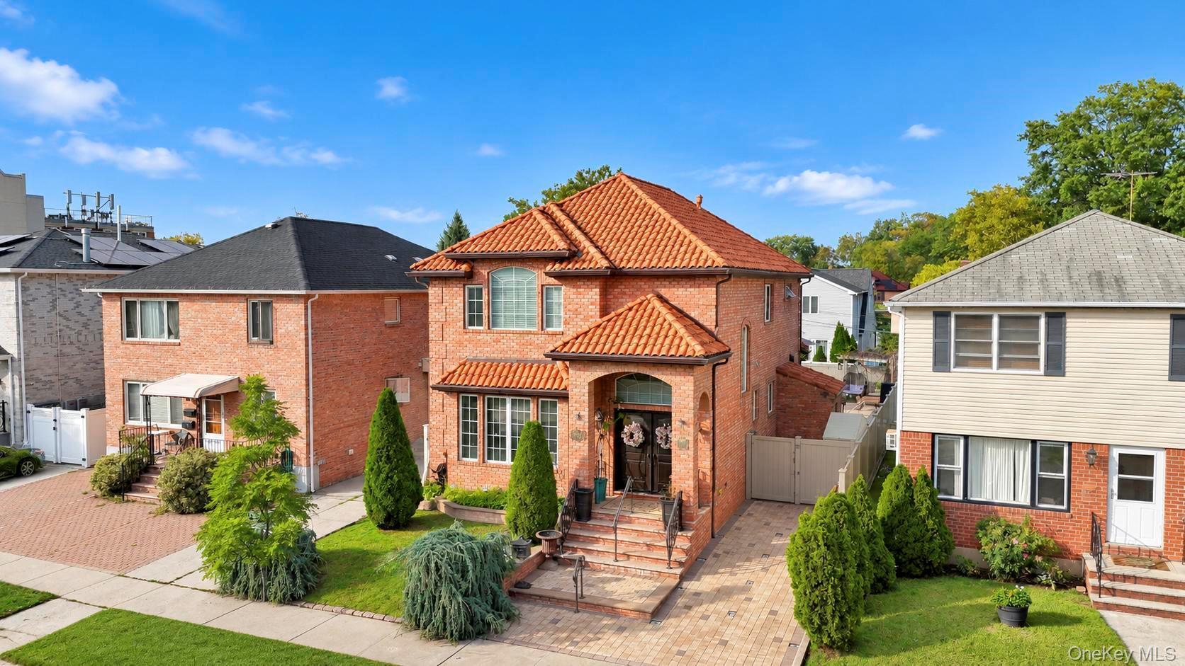 Single Family 19th Avenue  Queens, NY 11357, MLS-1057939-3