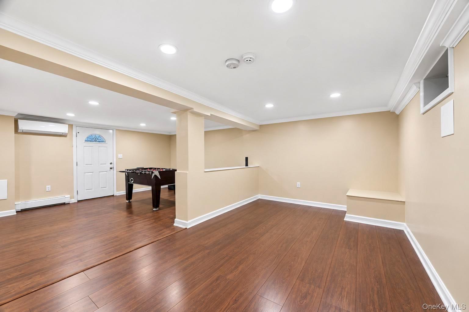 Single Family 19th Avenue  Queens, NY 11357, MLS-1057939-31