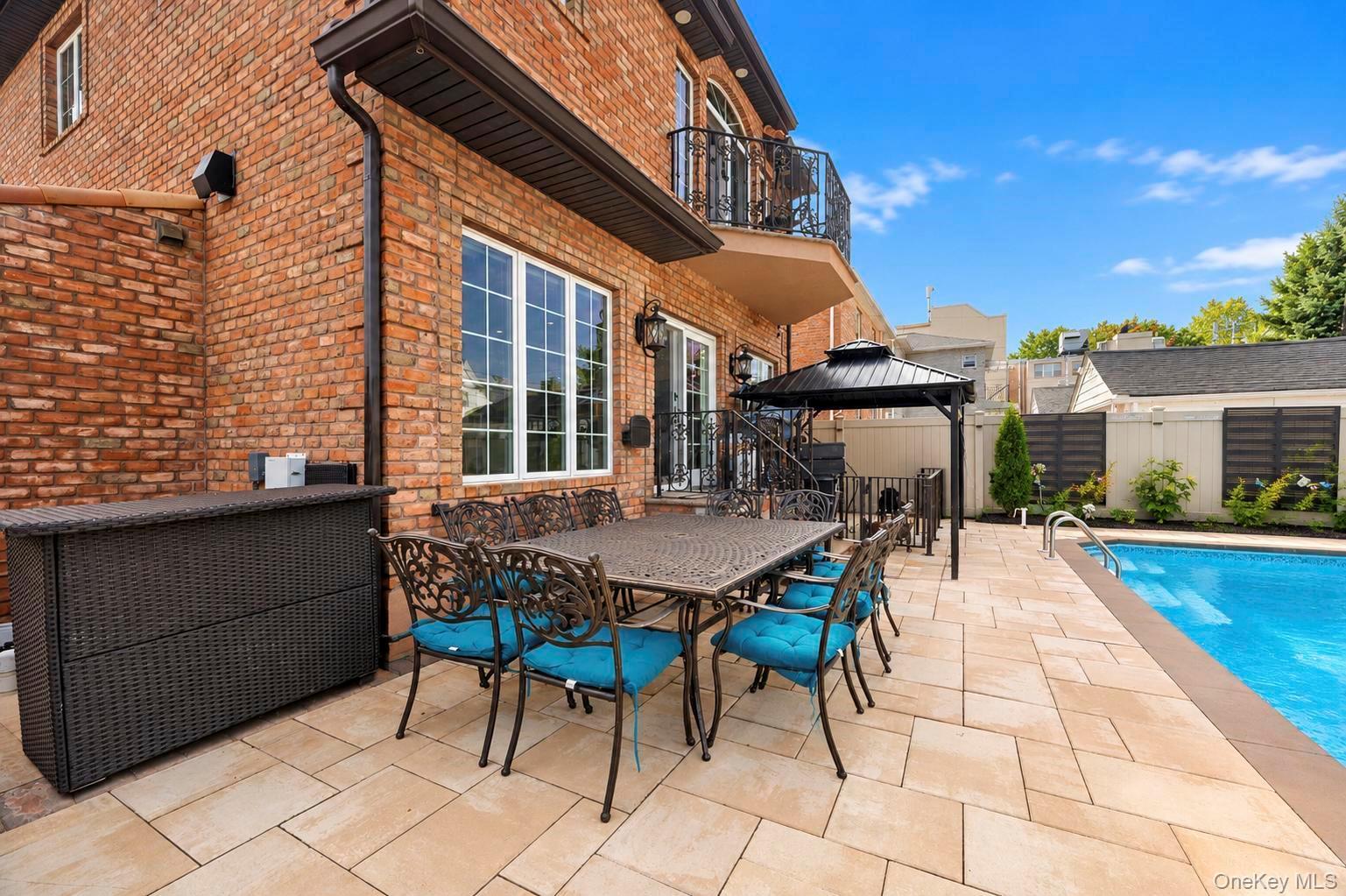 Single Family 19th Avenue  Queens, NY 11357, MLS-1057939-35