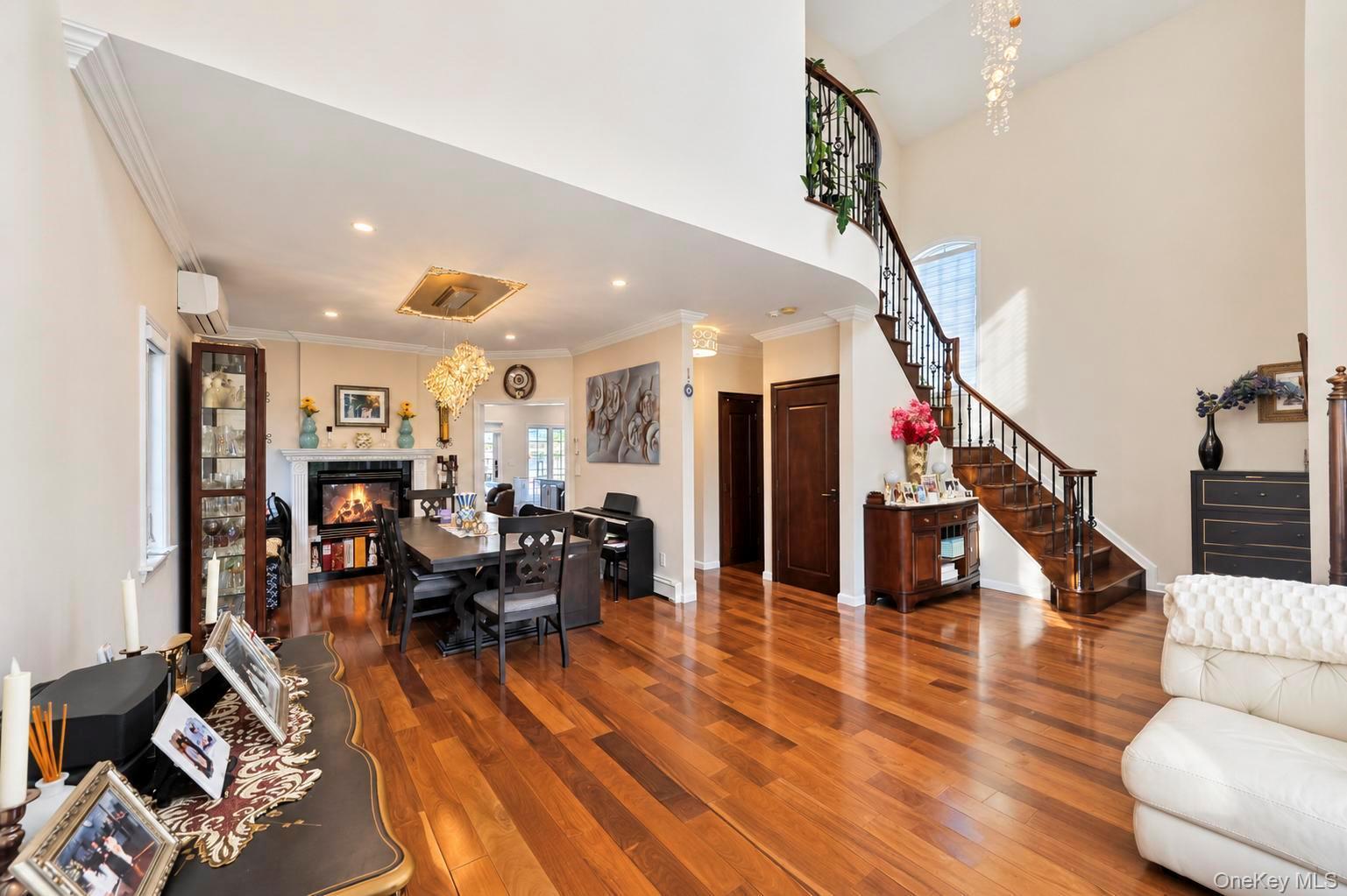 Single Family 19th Avenue  Queens, NY 11357, MLS-1057939-6