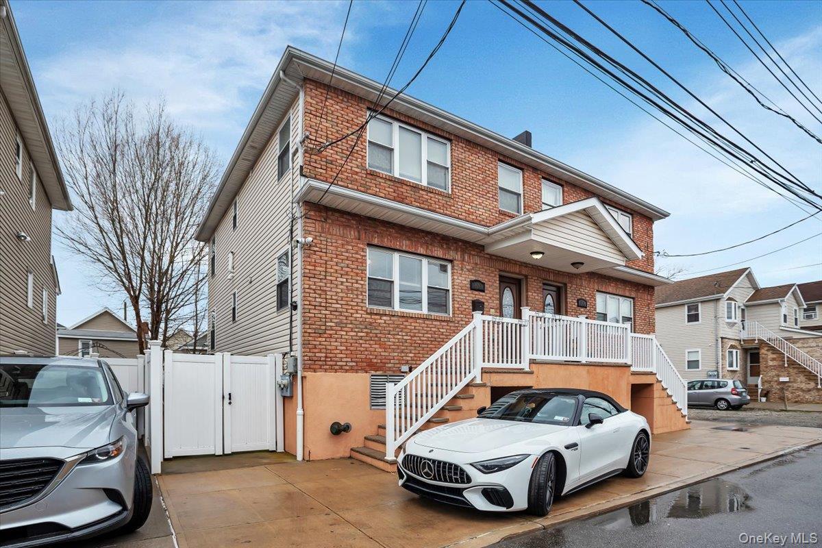 Single Family 163rd Drive Queens, NY 11414, MLS-1057948-2