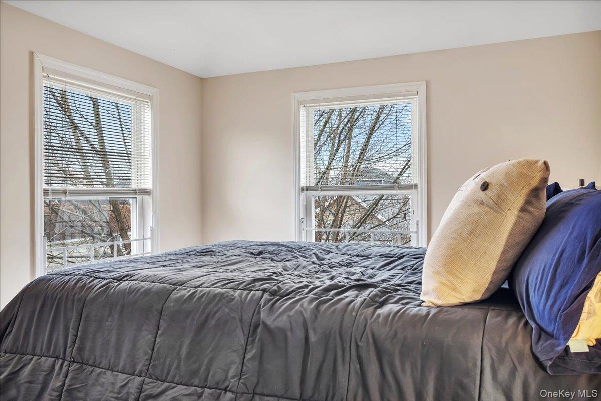 Single Family 163rd Drive Queens, NY 11414, MLS-1057948-27