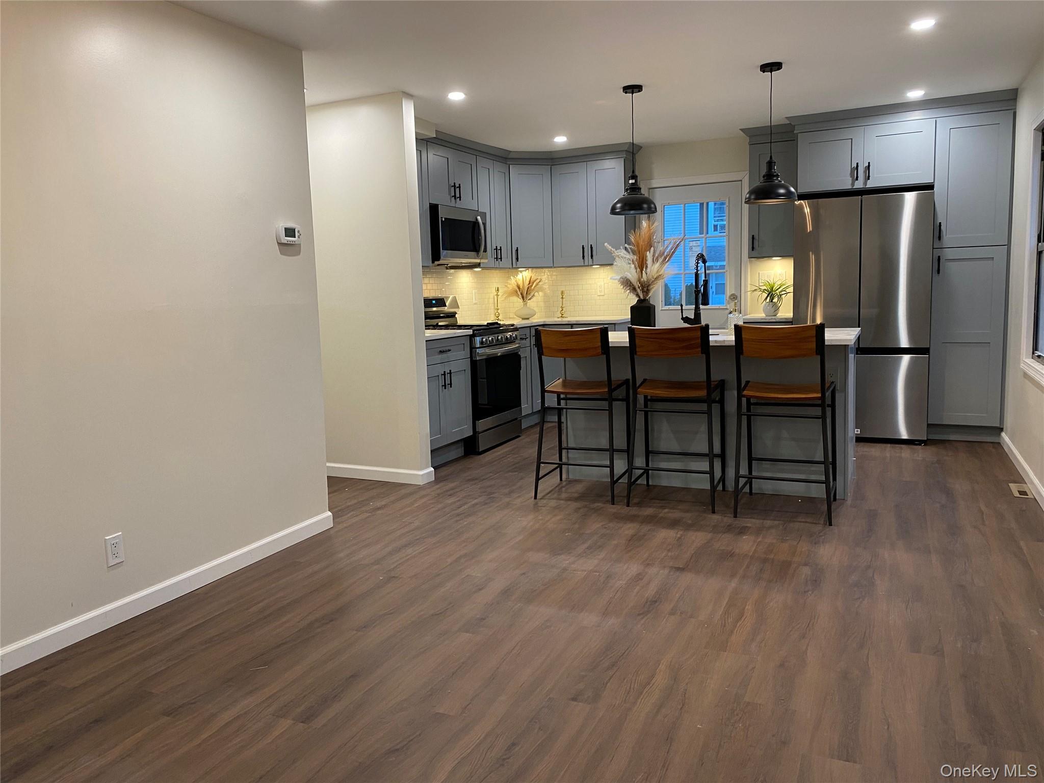 Single Family Evers Court Out Of Area, NY 06610, MLS-1057966-12