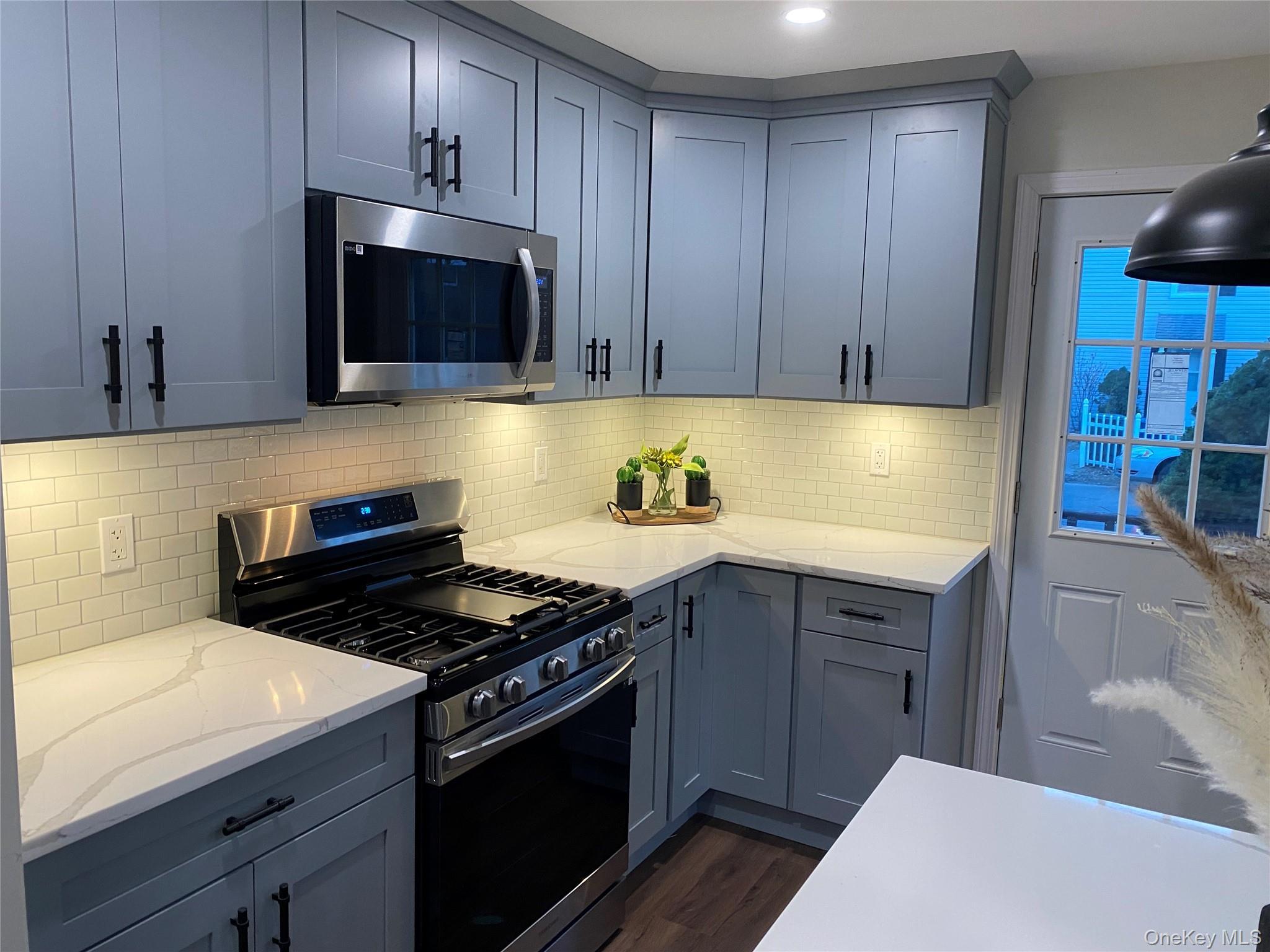Single Family Evers Court Out Of Area, NY 06610, MLS-1057966-8