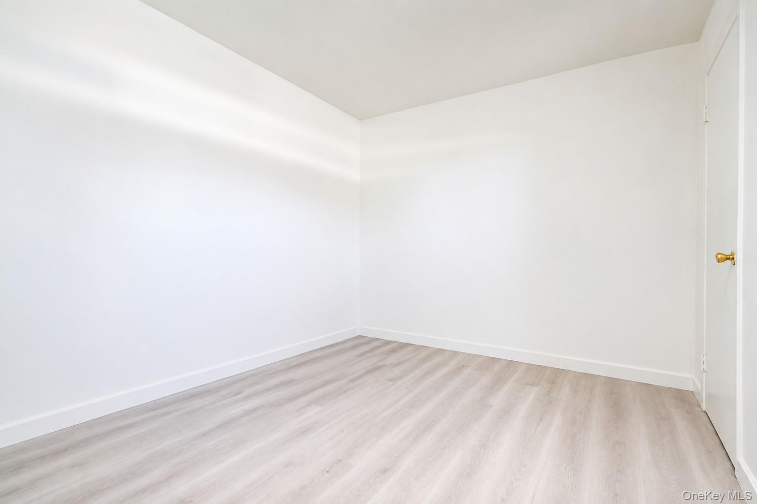 Single Family Betty Court Staten Island, NY 10303, MLS-1057979-7