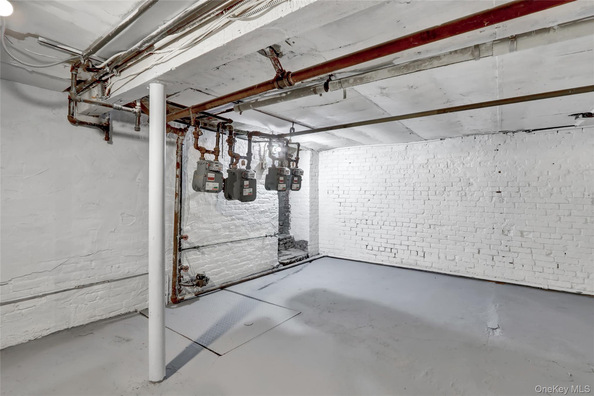 Single Family 15th Street  Brooklyn, NY 11215, MLS-1058058-26
