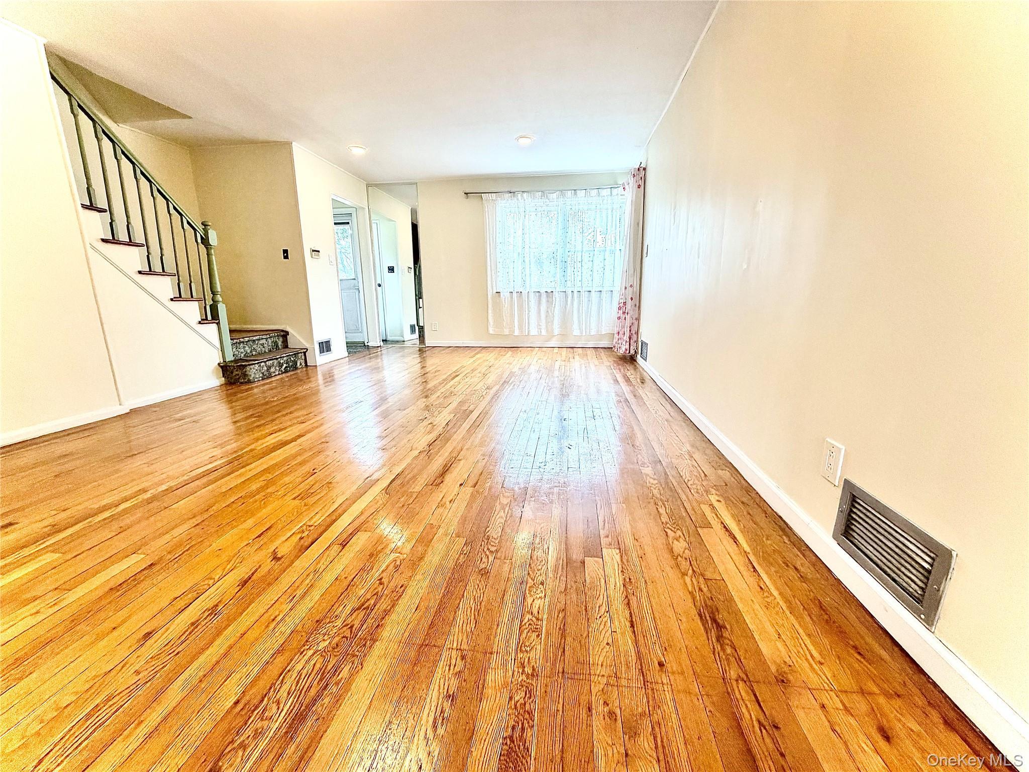 Single Family Bell Boulevard Queens, NY 11364, MLS-1058059-3